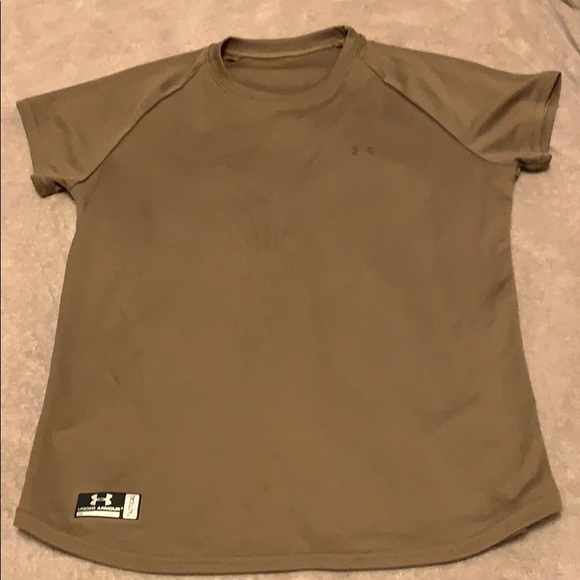 Under Armour shirt - Picture 1 of 3